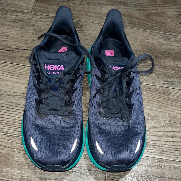Hoka Shoes - Hoka Clifton 8 women's size 8.5 B